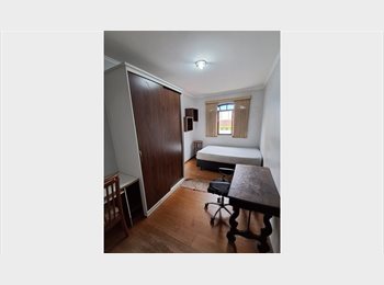 Roomgo BR - SUITE INDIVIDUAL, Mooca - R$ 1.530 Por mês