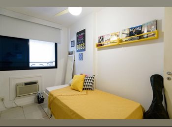Roomgo BR - Quarto mobiliado na Barra da Tijuca, Itanhangá - R$ 3.300 Por mês
