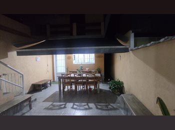 Roomgo BR - Quarto c/ WC privativo na V. Cruzeiro (Região da Ch.Sto.Antonio/GranjaJulieta), Santo Amaro - R$ 2.200 Por mês