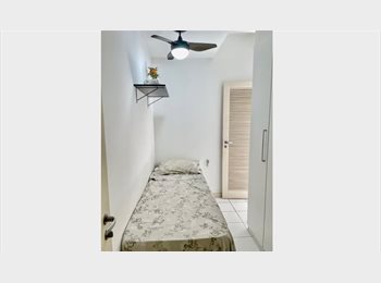 Roomgo BR - Quarto pequeno mas com muitas facilidades na Barra, Itanhangá - R$ 1.800 Por mês