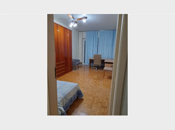 Roomgo BR - Quarto /UFRGS e UFCSPA e 1/2q da SantaCasa, Porto Alegre - R$ 1.250 Por mês