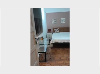 Roomgo BR - Quarto cama casal ao lateral do shopping Frei  Caneca, Consolação - R$ 1.700 Por mês