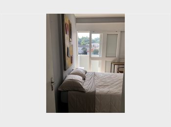 Roomgo BR - Morada dos Anjos / Quarto Pinheiros, Pinheiros - R$ 2.500 Por mês