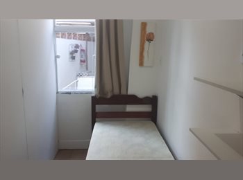 Roomgo BR - Ótimo quarto individual em Vila tranqüila e Charmosa, Liberdade - R$ 780 Por mês
