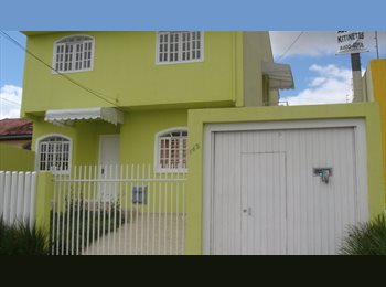 Roomgo BR - Mine Kitinetes, Curitiba - R$ 1.250 Por mês