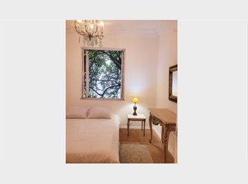 Roomgo BR - Suíte royal, Copacabana - R$ 2.200 Por mês