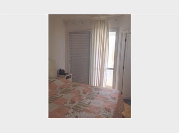 Roomgo BR - Suite para alugar em Moema, Moema - R$ 2.200 Por mês