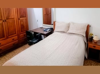 Roomgo BR - Suíte 03 mobiliada - próxima a linha Lilás!, Santo Amaro - R$ 1.500 Por mês