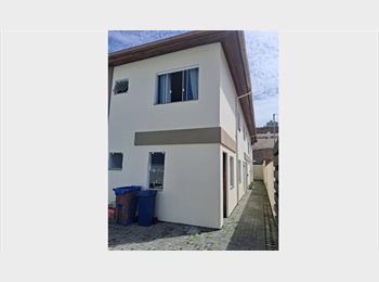 Roomgo BR - Studio no Centro de Florianópolis próximo ao IFSC da Av. Mauro Ramos, Florianópolis - R$ 1.450 Por mês