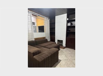 Roomgo BR - quarto em residência tipo republica-cowliving-bairro cabral, Curitiba - R$ 850 Por mês