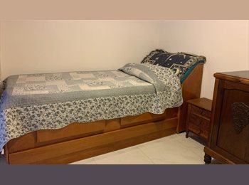 Roomgo BR - Suíte mobiliada com contas inclusas!, Saúde - R$ 1.300 Por mês