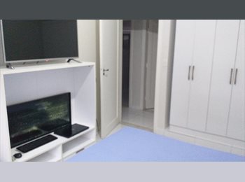 Roomgo BR - Suíte individual, Saúde - R$ 1.600 Por mês