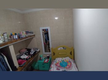Roomgo BR - Alugo Quartos Individuais, P/Moças  Px.Metrô Penha! Á Partir de $700,00.Aceito Pet Felino!, Penha - R$ 850 Por mês