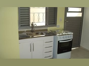 Roomgo BR - (8) KIT MOBILIADA-INDIVIDUAL-1200,00, DESP.INCLUIDAS-NÃO FUMANTES-NÃO PETS- disp 7.6.26, Butantã - R$ 1.200 Por mês
