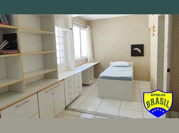 Roomgo BR - Suíte Individual (DISPONÍVEL), Vitória - R$ 1.200 Por mês