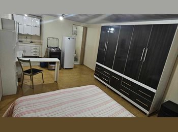 Roomgo BR - ALUGA-SE KITNET MOBILIADA P/ SOLTEIRO., Liberdade - R$ 1.400 Por mês
