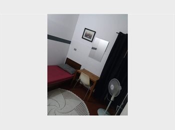 Roomgo BR - QUARTO BERRINI/V.OLIMPIA/ESTAÇÃO CAMPO BELO R$ 900, Moema - R$ 900 Por mês