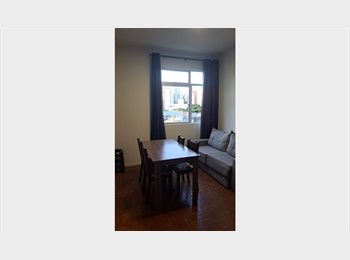 Roomgo BR - Vaga masculina em quarto individual na Savassi/Santo Antônio, Belo Horizonte - R$ 900 Por mês