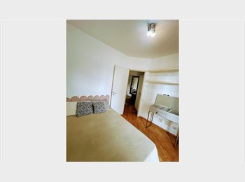 Roomgo BR - Alugo quarto em Moema, Moema - R$ 1.800 Por mês