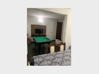 Roomgo BR - Quarto Mobiliado próximo à Contorno (FIEMG Funcionários, Lifecenter), Belo Horizonte - R$ 1.500 Por mês