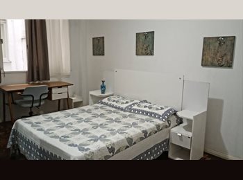 Roomgo BR - Lugar Tranquilo, Copacabana - R$ 2.000 Por mês