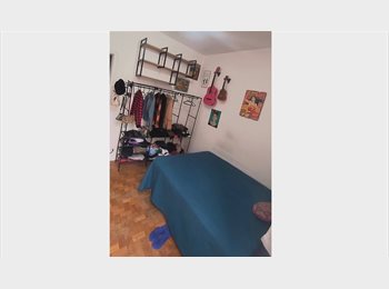 Roomgo BR - Quarto de frente iluminado pra alugar, Copacabana - R$ 2.300 Por mês