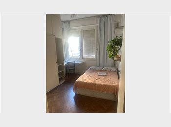 Roomgo BR - Quarto Flamengo metro junto FGV IBMR Unirio, Flamengo - R$ 3.000 Por mês