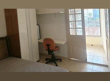 Roomgo BR - Quartos com Varanda - Perto do metrô Paraíso e Av.Paulista, Vila Mariana - R$ 930 Por mês
