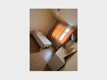 Roomgo BR - ALUGO  QUARTO – CASA DE FAMÍLIA, Belo Horizonte - R$ 1.800 Por mês