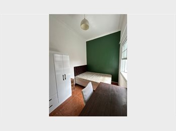 Roomgo BR - Suite individual no Sumaré, Perdizes - R$ 1.650 Por mês