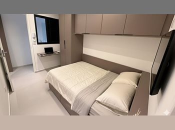 Roomgo BR - ALTO PADRÃO em Moema: Quarto NOVO com Ar-Cond. (Lado Metrô e Congonhas), Campo Belo - R$ 1.900 Por mês