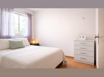 Roomgo BR - Quarto em apto mobiliado, São João de Meriti - R$ 800 Por mês
