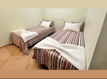 Roomgo BR - Suite de solteiro Mobiliado em Santa, Santa Teresa - R$ 1.500 Por mês