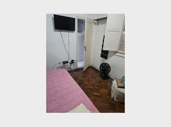 Roomgo BR - OTIMO QUARTO/SUITE COPACABANA POSTO 5  APTO DE FRENTE PRO MAR, Ipanema - R$ 2.199 Por mês