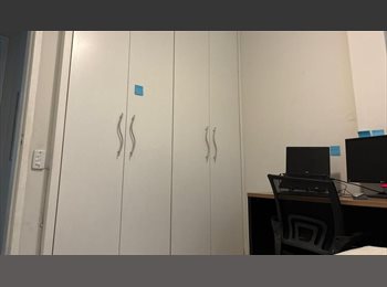 Roomgo BR - Alugo Quarto para Estudante (Homem) - Perto da UFES, Vitória - R$ 1.400 Por mês