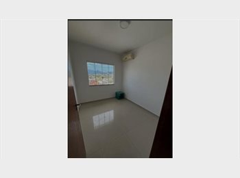 Roomgo BR - Quarto em apartamento no são sabastião, alugo para meninas., Florianópolis - R$ 1.200 Por mês