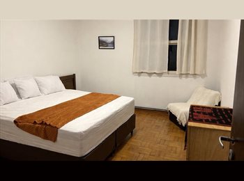 Roomgo BR - Room for rent, Consolação - R$ 2.400 Por mês