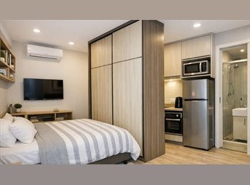 Roomgo BR - Kitnet, Copacabana - R$ 3.200 Por mês