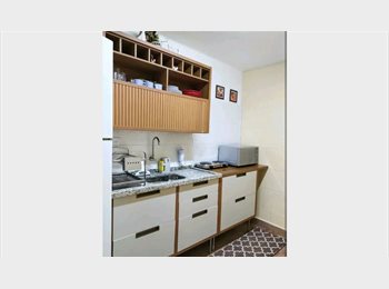 Roomgo BR - Quarto Compartilhado Duplo Masculino em Santos, Santos - R$ 850 Por mês