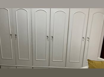 Roomgo BR - QUARTO AMPLO MOBILIADO AO LADO DO METRÔ, Flamengo - R$ 2.000 Por mês