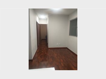 Roomgo BR - Aluguel para moças.Excelente localização. Lugar muito tranquilo silencioso ., Belo Horizonte - R$ 1.300 Por mês