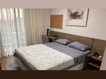 Roomgo BR - Quarto com banheiro em Jacarepaguá Via Premiere, Jacarepaguá - R$ 2.800 Por mês