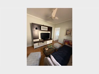 Roomgo BR - Quarto individual em república próximo ao metro Conceição, Jabaquara - R$ 800 Por mês