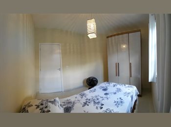 Roomgo BR - Quarto Solteiro, São Gonçalo - R$ 1.850 Por mês