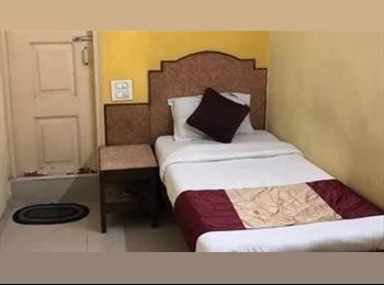 Roomgo BR - quarto pra alugar, Saúde - R$ 388 Por mês