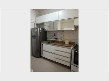 Roomgo BR - Quarto com sacada e ar condicionado, Porto Alegre - R$ 1.300 Por mês