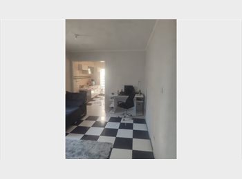 Roomgo BR - Colega de quarto, Osasco - R$ 600 Por mês