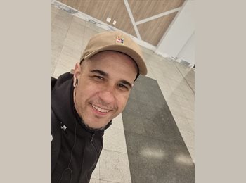 Roomgo BR - Ivan - 46 - Santo André