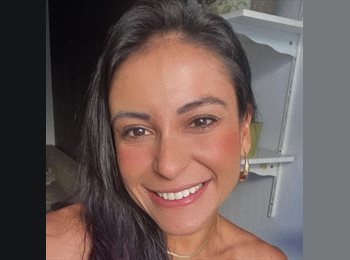 Roomgo BR - Juliana - 38 - Ipanema