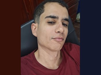 Roomgo BR - Yuri - 32 - Urca